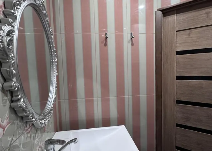 Shebbi Chic Apartment *